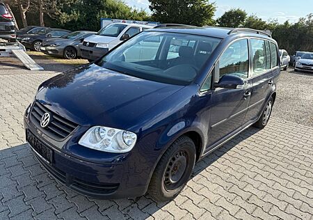 VW Touran Volkswagen Basis
