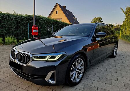 BMW 520 d Luxury Line*Head Up*Leder*Laser*