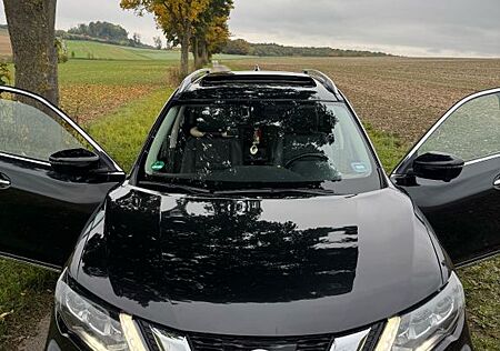 Nissan X-Trail TEKNA 1.6 DIG-T TEKNA