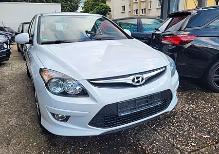 Hyundai i30 blue 1.4 Classic