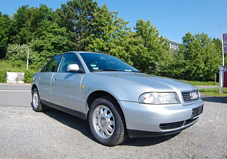 Audi A4 1.6 Limousine Tüv/Au'12/2026