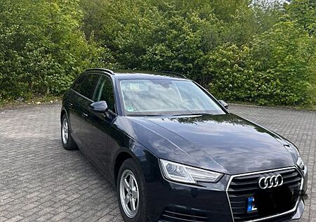 Audi A4 2.0 TDI 110kW Avant, STH, BOSE