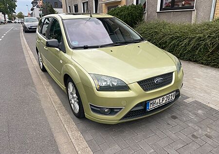 Ford Focus 2,0TDCi DPF Sport TDCi (Turbolader defekt)