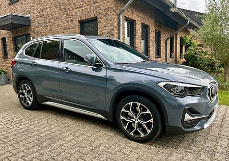 BMW X1 xDrive20i KAM-AHK-PANO-LED-HUD-SH