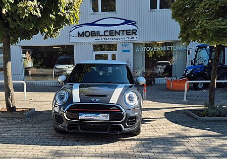 Mini John Cooper Works JOHN_COOPER_WORKS 3-trg.
