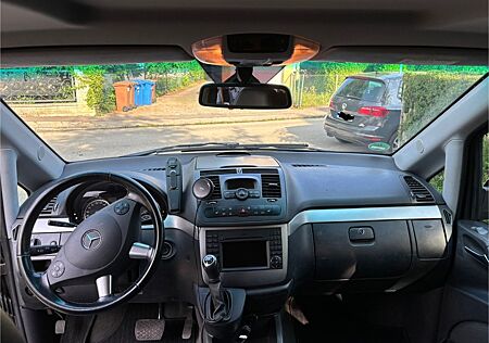 Mercedes-Benz Viano 3.0 CDI lang, 7 Sitze, Xenon, Garage