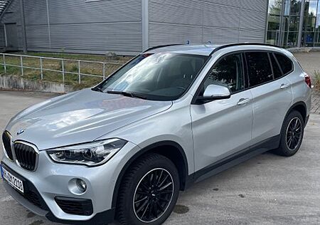 BMW X1 sDrive20i Advantage Steptronic DCT Advantage