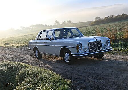 Mercedes-Benz S 280 280 SE/9 3.5 (W108)