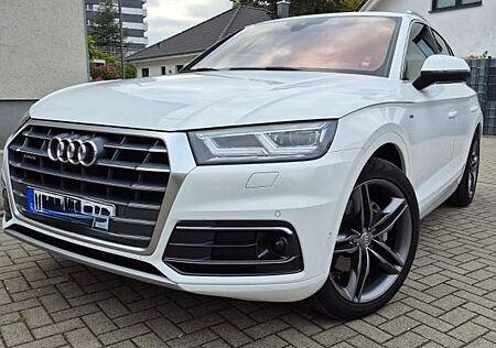 Audi Q5 2.0 TFSI S tronic quattro -