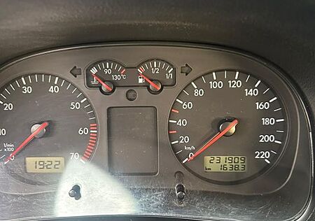 VW Golf Volkswagen 1.4 Basis