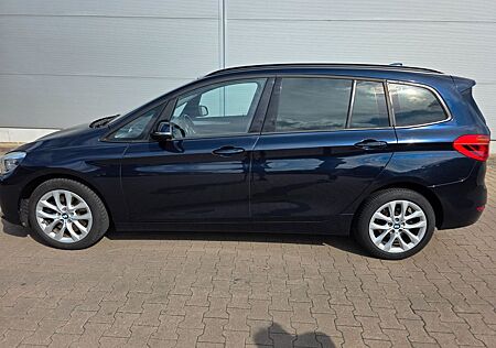 BMW 2er 220 Gran Tourer 220d xDrive Steptronic Sport...