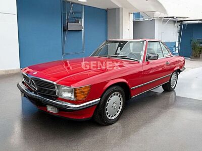 Mercedes-Benz SL 560