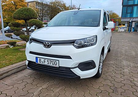 Toyota Pro Ace Proace City 1,2-l-Turbo 81kW L1 Shuttle Shuttle