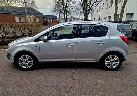 Opel Corsa D Satellite 5.Türen / Tüv Neu / Gepflegt