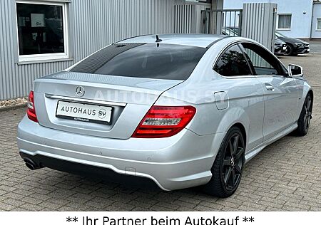 Mercedes-Benz C 250 Coupe Automatik AMG PAKET-NAVI-XENON*