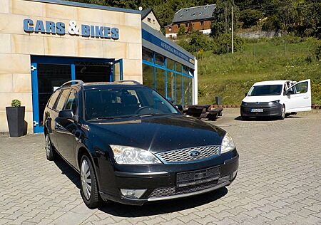 Ford Mondeo Turnier Ghia