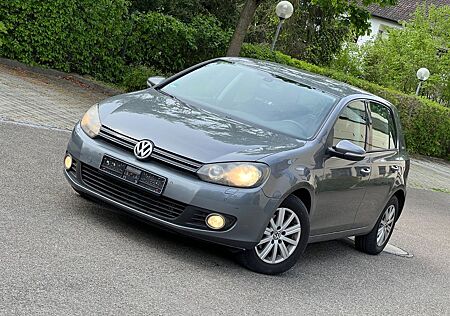 VW Golf Volkswagen VI move