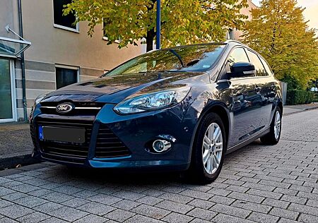 Ford Focus 1,0 EcoBoost 92kW SYNC Edition Turnier...