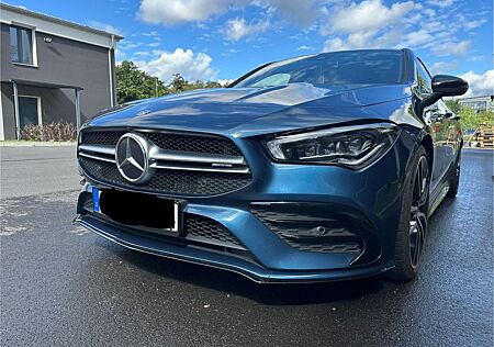 Mercedes-Benz CLA 35 AMG 4MATIC