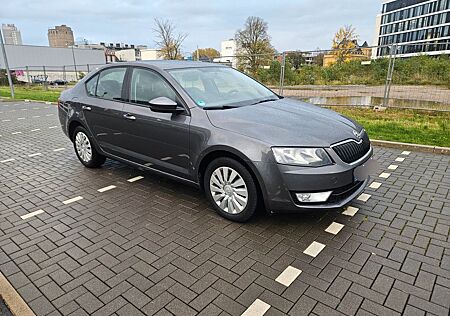 Skoda Octavia Lim. Tüv 11.26 Klima Tempomat PDC
