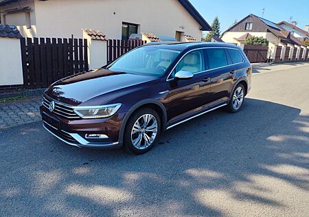 VW Passat Alltrack Volkswagen 2.0 TDI SCR 176kW DSG 4MOT A...