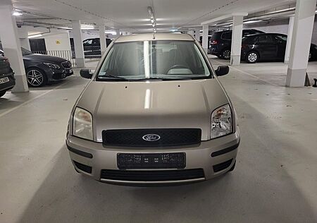 Ford Fusion gebraucht kaufen Ford Fusion 1,4 TDCi Elegance EST