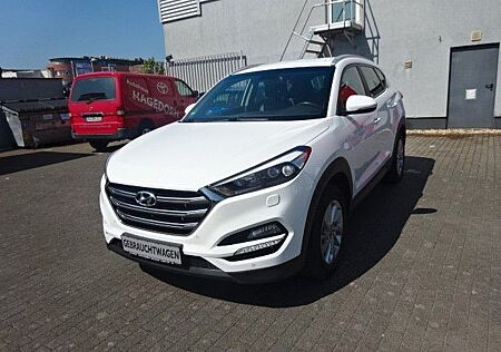 Hyundai Tucson blue 1,6 GDi Classic 2WD