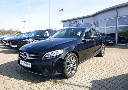 Mercedes-Benz C 180 CGI Lim >AUT/NAV/LED/SHZ/PDC/KAM/Distronic