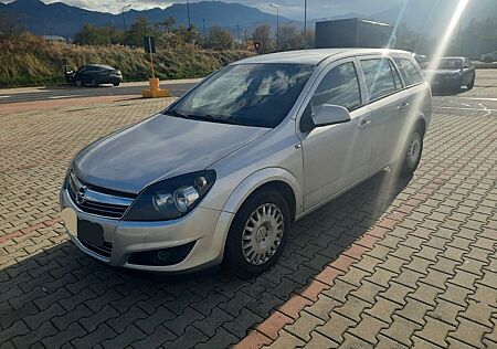 Opel Astra 1.7 CDTI Color Edition 81kW Color Edition