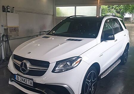 Mercedes-Benz GLE 350 gebraucht kaufen Mercedes-Benz GLE 350 AMG pack petrol 2016 63400km.