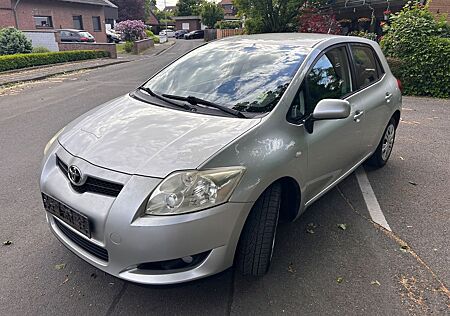 Toyota Auris 2.0 D-4D Sol Ausdrücklager def./Motor OK