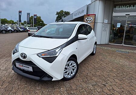 Toyota Aygo (X) Aygo -play