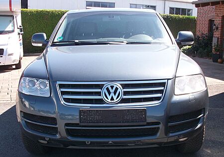 VW Touareg Volkswagen 2.5 R5 Individual Leder Luft TOP TÜV NEU