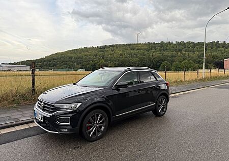 VW T-Roc Volkswagen 1.5 TSI DSG Sport LED Kamera ACC Navi