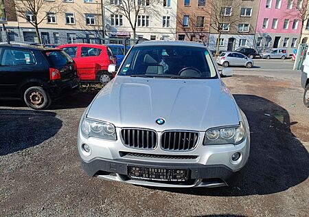 BMW X3 Baureihe2.0d Automatik 4*4 TÜV neu