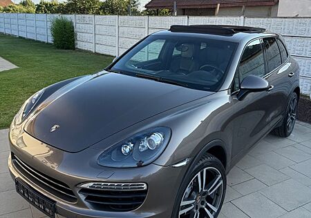 Porsche Cayenne 3.0 Diesel 2013 Panorama R21 Gts