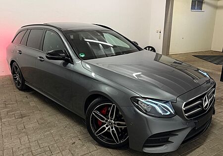 Mercedes-Benz E 220 E 220d T AMG Line*PANORAMA*NIGHTPAKET*TOTWINKEL