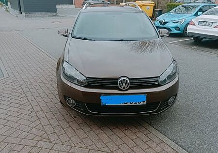 VW Golf Volkswagen 2.0 TDI DSG kombilimousine