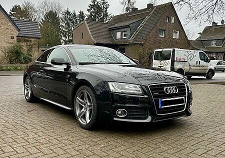 Audi A5 3.2 S-Line/Quattro/TÜVneu/Xenon/Navi/Leder