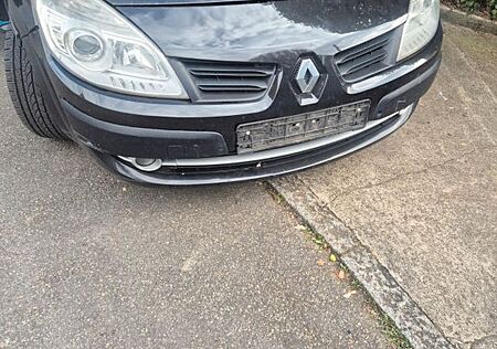 Renault Grand Scenic XXL Avantage 2.0 16V 7-Sitzer A...