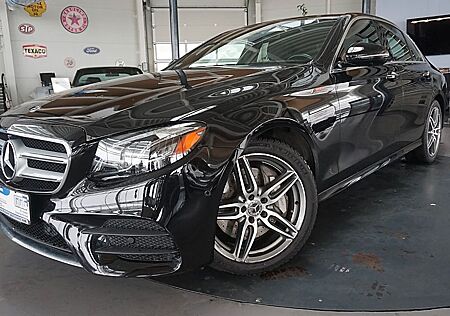 Mercedes-Benz E 300 AVANTGARDE Autom.Panno*360°*HD*4 Matic*