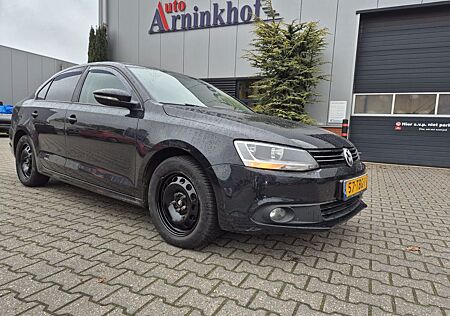 VW Jetta Volkswagen 1.6 TDI Comfortline Comfortline