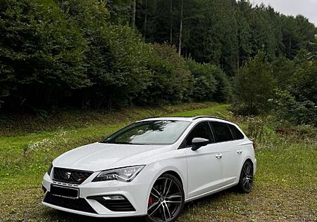 Seat Leon ST 2.0 TSI CUPRA 4Drive DSG