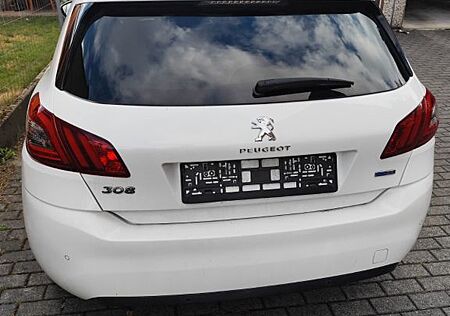 Peugeot 308 PureTech 110 Style Style