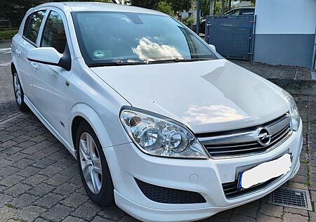 Opel Astra 1.6 Ecotec Edition (TÜV 05/2026; 2. Hand)