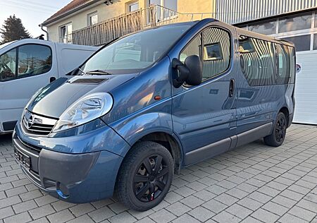 Opel Vivaro 2.0CDTI 9Sitzer KlimaAHK Fensterbus Kombi