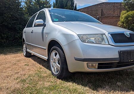 Skoda Fabia 1.4 16V Excellent Automatik Klima SHZ