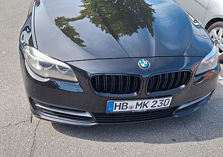 BMW 520d xDrive Touring A -