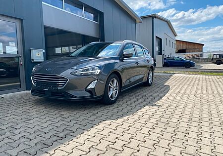 Ford Focus Turnier Cool & Connect 1.5tdci/AUT/AHK/LED