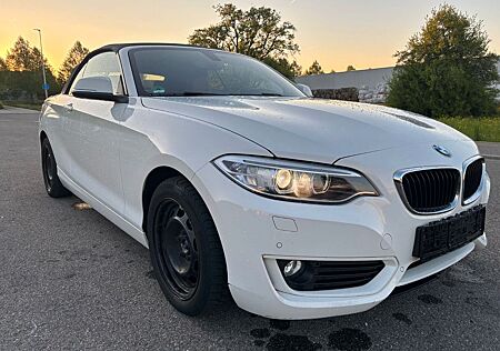 BMW 220d Cabrio Sport Line *TÜV NEU*